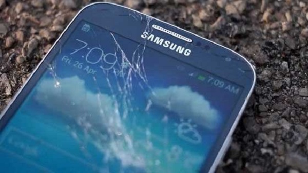 Come sostituire display samsung s4