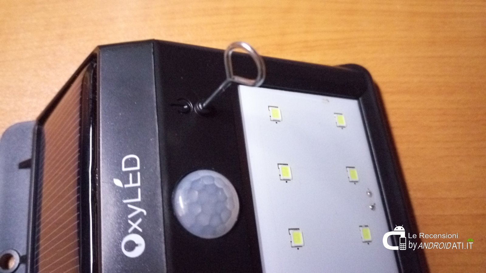 Oxyled sl30 luce led solare esterno, lampada a costo zero: recensione